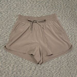 Abercrombie YPB High Rise Lined Workout Short